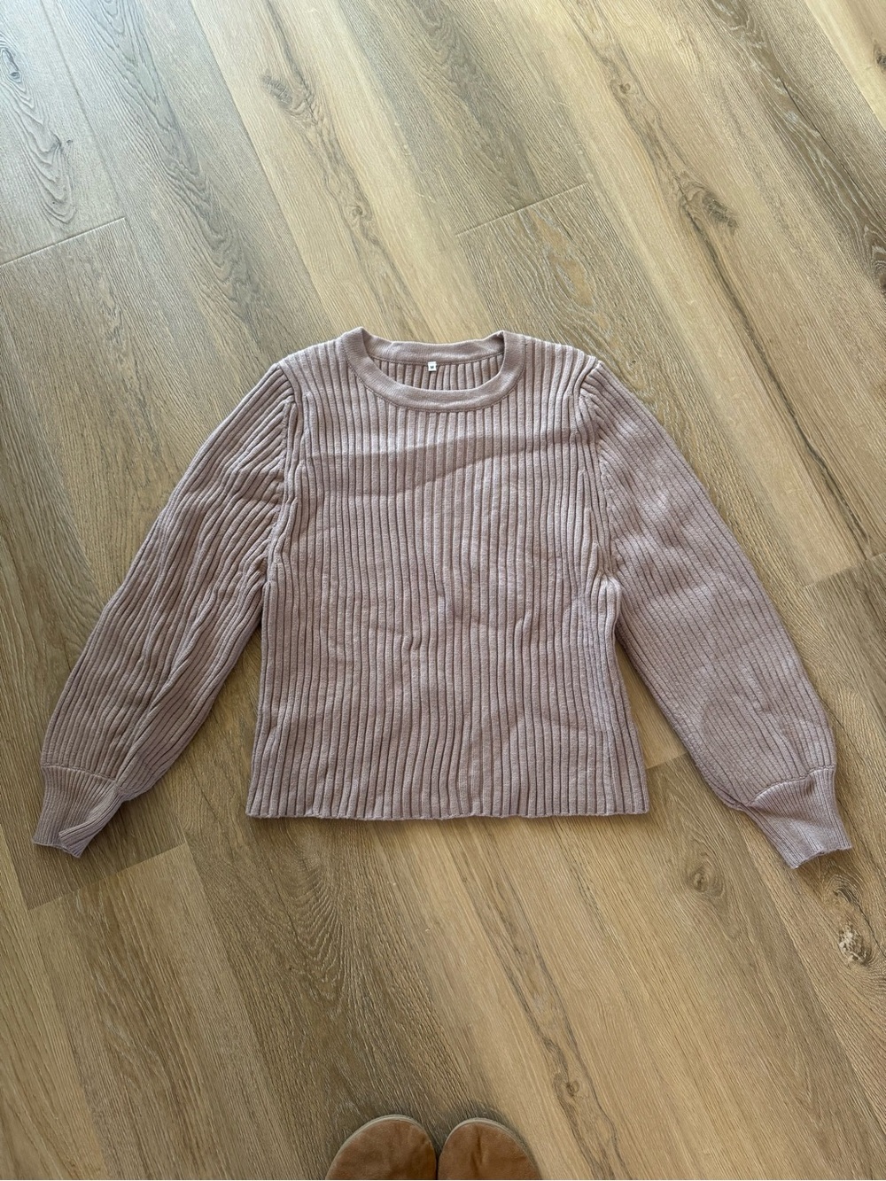 Ribbed Long Sleeve Crewneck Sweater in Dusty Mauve